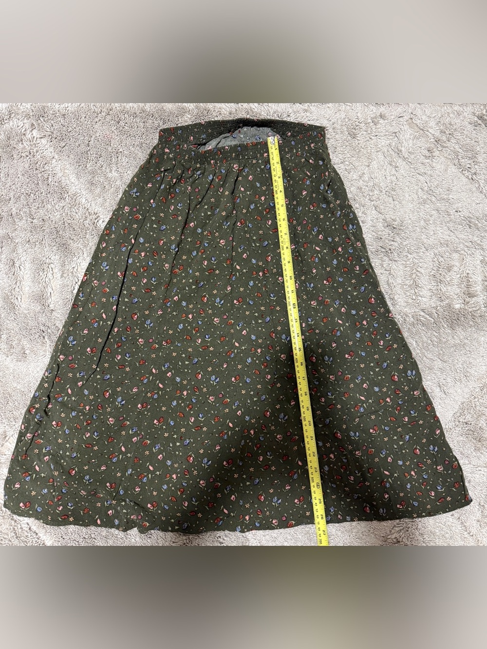 Fall floral green skirt women’s Sz xs/s